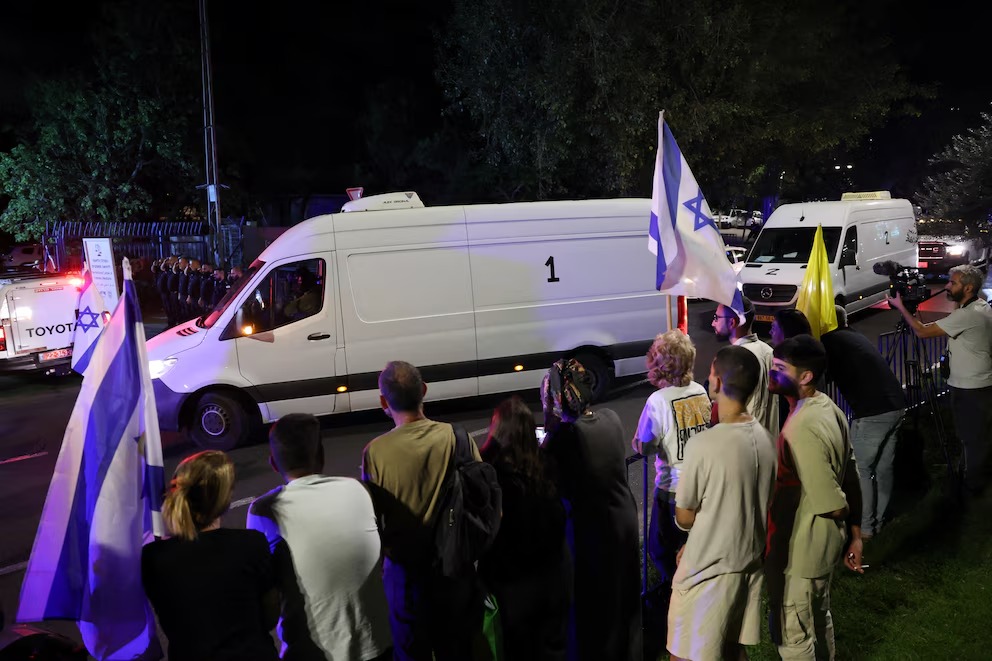 Rehenes muertos regresan a Israel
